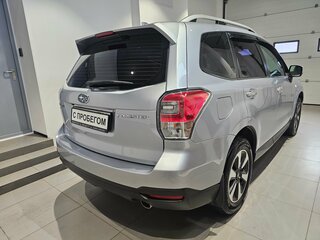 2017 Subaru Forester IV Рестайлинг 2, серебристый, 1699000 рублей, вид 4