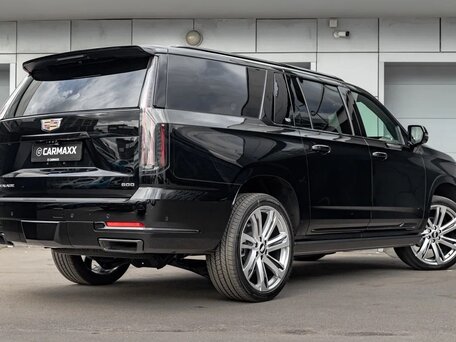 2026 Cadillac Escalade ESV V Рестайлинг, чёрный, 20990000 рублей, вид 3