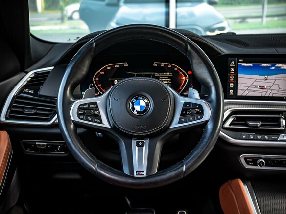 2022 BMW X6 30d III (G06), белый, 8350000 рублей - вид 16