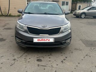 2016 Kia Rio III Рестайлинг, серый, 690000 рублей, вид 1