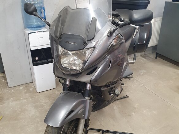 2009 Honda NT700V Deauville, серебристый, 430000 рублей - вид 5