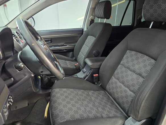 2013 Great Wall Hover H3 I, серебристый, 885000 рублей - вид 8