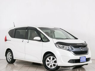 2017 Honda Freed II, белый, 1379000 рублей, вид 1