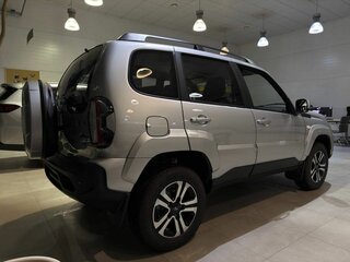2026 Lada (ВАЗ) Niva Travel I Рестайлинг, серый, 1829000 рублей, вид 4