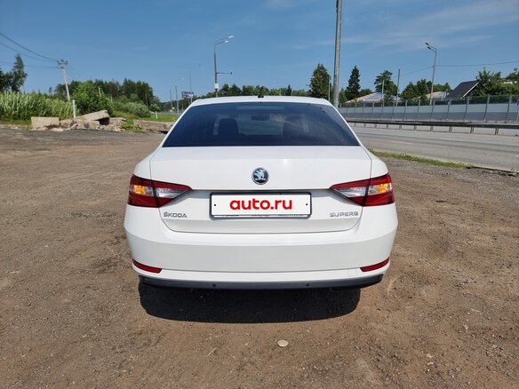 2017 Skoda Superb III, белый - вид 29