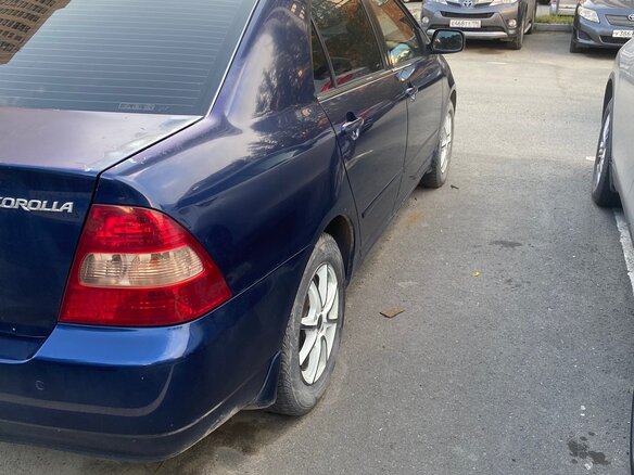 2001 Toyota Corolla IX (E120, E130), синий, 425000 рублей - вид 3