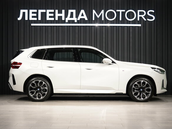 2026 BMW X3 Long 30L xDrive IV (G45/G48), белый, 7500000 рублей - вид 3