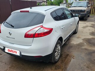 2014 Renault Megane III Рестайлинг 2, белый, 690000 рублей, вид 3