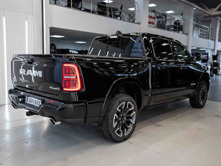 2026 Ram 1500 Crew Cab V Рестайлинг, чёрный, 9670000 рублей, вид 4