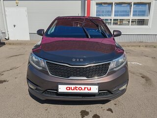 2016 Kia Rio III Рестайлинг, коричневый, 580000 рублей, вид 1