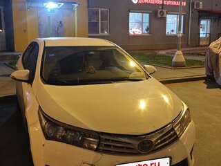 2013 Toyota Corolla XI (E160, E170, E180), белый, 1400000 рублей, вид 1