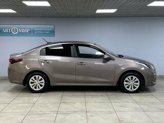 2018 Kia Rio IV, коричневый, 1230000 рублей, вид 4