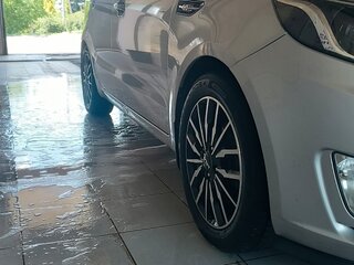 2014 Kia Rio 5-speed III, серебристый, 999999 рублей, вид 4