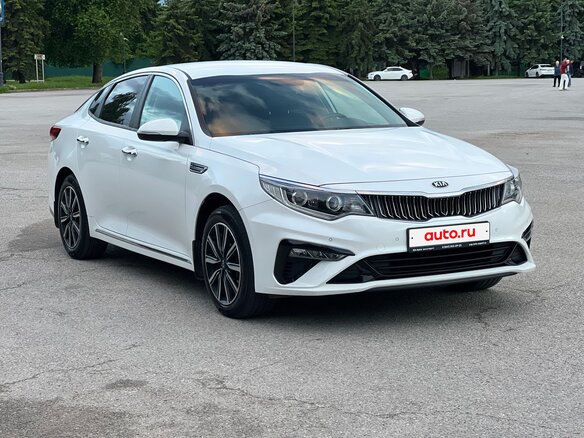 2018 Kia Optima IV Рестайлинг, белый, 2190000 рублей - вид 2