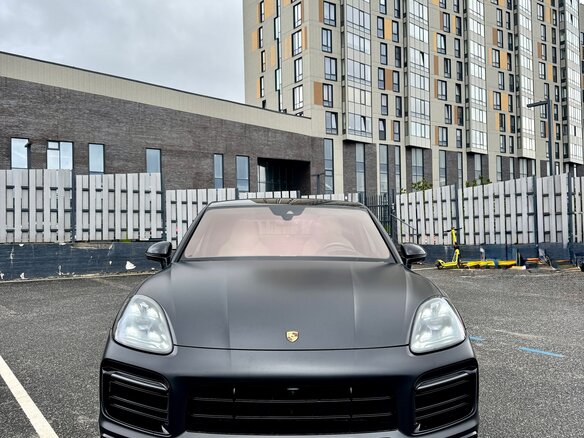 2020 Porsche Cayenne Coupé III, чёрный, 7850000 рублей - вид 5