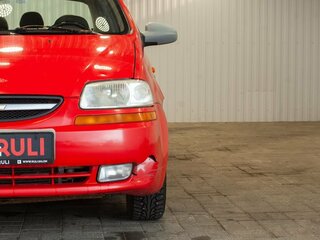 2004 Chevrolet Aveo I, красный, 235000 рублей, вид 5