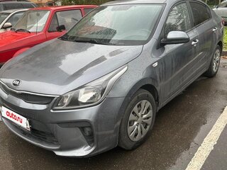 2019 Kia Rio IV, серый, 1230000 рублей, вид 1