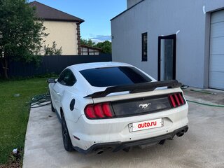 2020 Ford Mustang VI Рестайлинг, белый, 2700000 рублей, вид 5