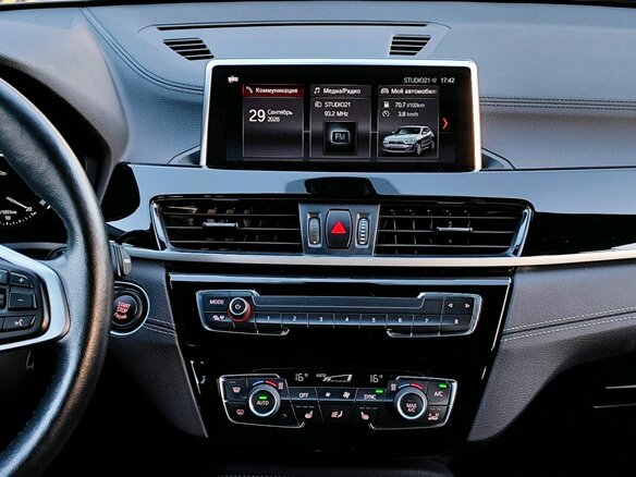 2021 BMW X2 sDrive18i I (F39), чёрный, 2489000 рублей - вид 9
