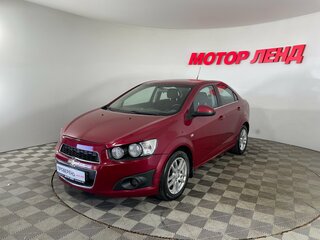 2015 Chevrolet Aveo II, красный, 574000 рублей, вид 1
