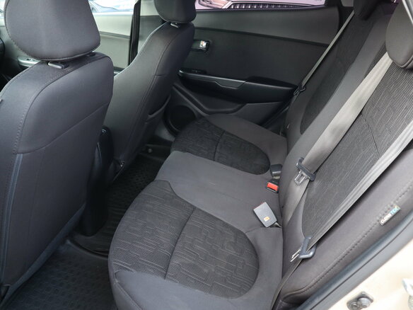 2013 Kia Rio 4-speed III, бежевый - вид 12
