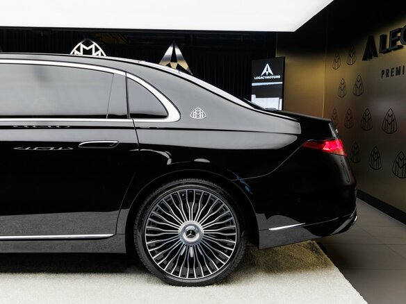 2026 Mercedes-Benz Maybach S-Класс 580 II (Z223) Рестайлинг, чёрный, 39530000 рублей - вид 10