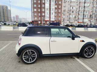 2012 Mini Hatch One II (R56) Рестайлинг, белый, 1100000 рублей, вид 3