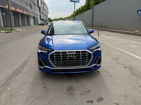 2022 Audi Q3 35 TFSI II (F3), синий, 2340000 рублей, вид 3
