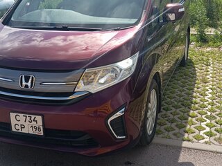2016 Honda Stepwgn V, красный, 1950000 рублей, вид 1