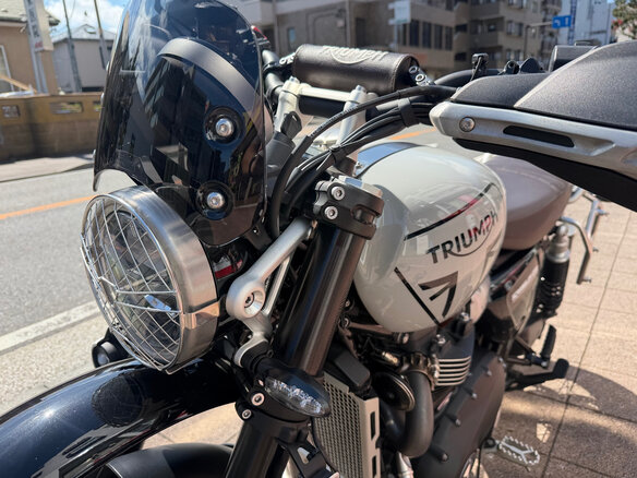 2024 Triumph Scrambler, серый - вид 7