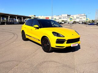 2019 Porsche Cayenne III, жёлтый, 4990000 рублей, вид 5