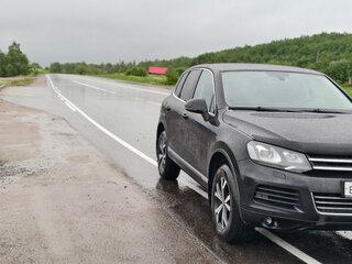 2010 Volkswagen Touareg II, чёрный, 1800000 рублей, вид 2