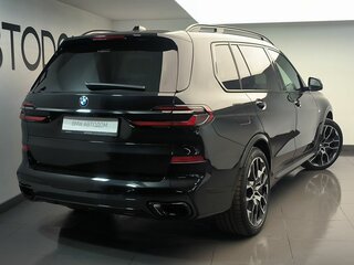 2026 BMW X7 40i I (G07) Рестайлинг, чёрный, 19600000 рублей, вид 2