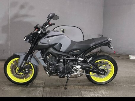 2017 Yamaha MT-09 (FZ-09), серый, 860000 рублей, вид 2