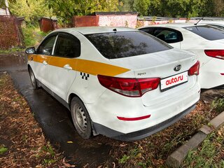 2016 Kia Rio III Рестайлинг, белый, 395000 рублей, вид 4