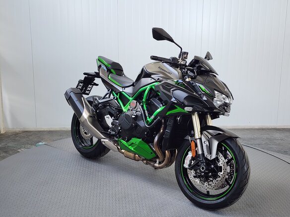 2023 Kawasaki Z H2, серый, 1599000 рублей - вид 1