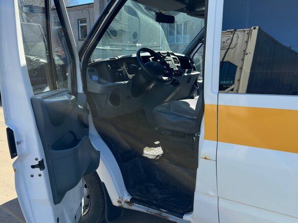 2007 Ford Transit, белый, 1300000 рублей - вид 10