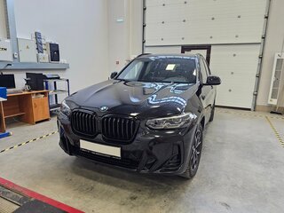 2021 BMW X3 30i xDrive III (G01) Рестайлинг, чёрный, 6400000 рублей, вид 2