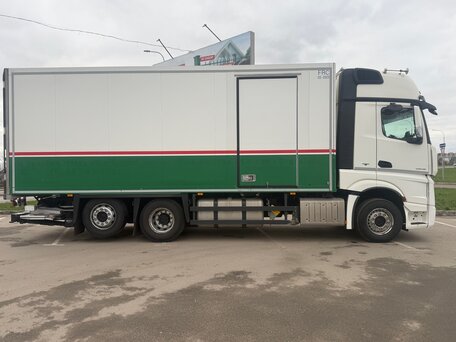 2017 Mercedes-Benz Actros, белый, 12000000 рублей, вид 3