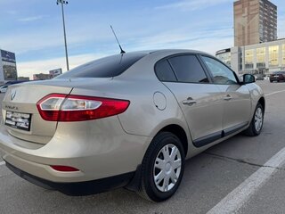 2010 Renault Fluence I, бежевый, 685000 рублей, вид 3