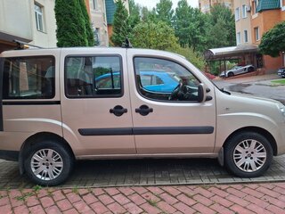 2013 Fiat Doblo I Рестайлинг, бежевый, 850000 рублей, вид 2