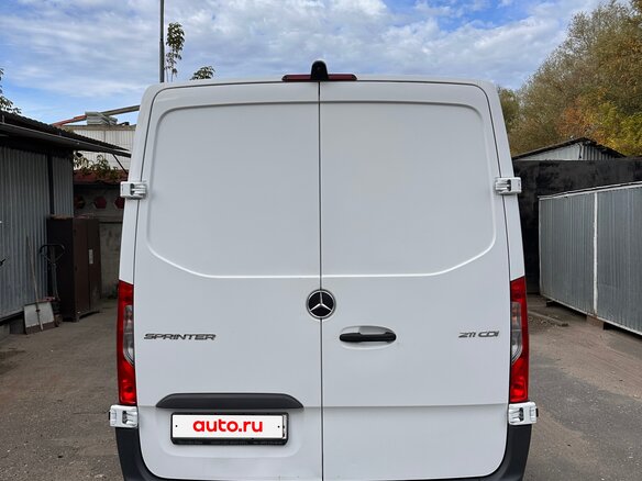 2019 Mercedes-Benz Sprinter, белый, 3350000 рублей - вид 3