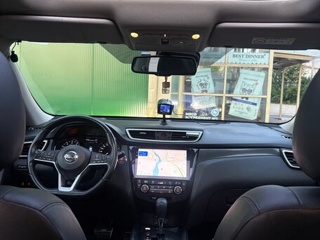 2017 Nissan X-Trail III, чёрный, 1800000 рублей, вид 4