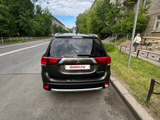 2016 Mitsubishi Outlander III Рестайлинг 2, коричневый, 1470000 рублей, вид 4