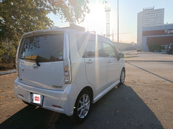 2013 Daihatsu Move V, белый, 580000 рублей - вид 1