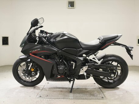 2025 Honda CB 650R, чёрный, 1080000 рублей, вид 4