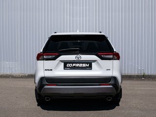 2020 Toyota RAV4 V (XA50), белый, 3679000 рублей, вид 4