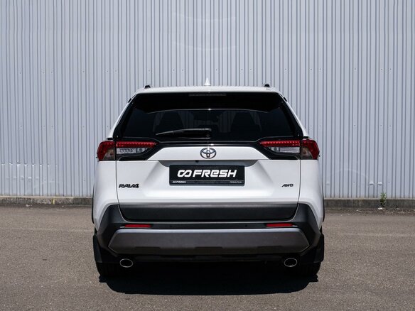 2020 Toyota RAV4 V (XA50), белый, 3599000 рублей - вид 3