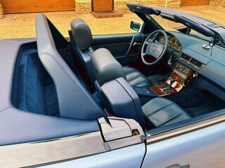 1990 Mercedes-Benz SL-Класс 500 IV (R129), синий, 11500000 рублей, вид 4