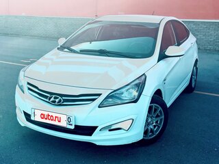 2015 Hyundai Solaris I Рестайлинг, белый, 800000 рублей, вид 3